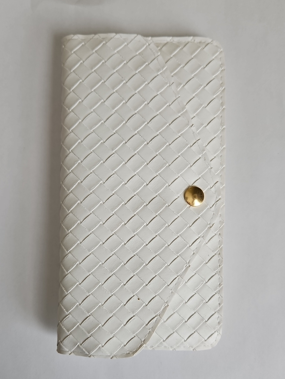 White Faux Basketweave Vinyl Wallet with Gold Snap